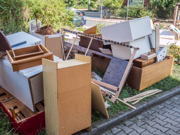 Best Yard Waste Removal  in Belle, WV